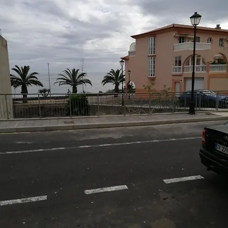 Vista Al Mar. Caleta de Interian