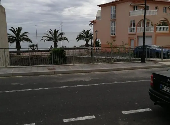 Vista Al Mar. Caleta de Interián